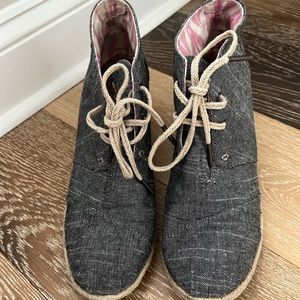 Toms wedges, super comfortable perfect for spring/summer